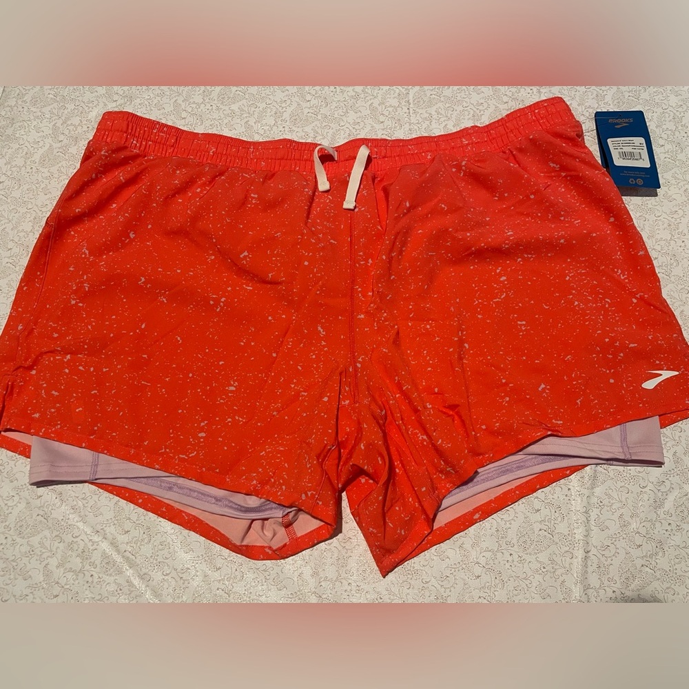Brooks Womens Moment 5" Running Shorts 2 in 1 Athletic XXL Lined Performance NEW
